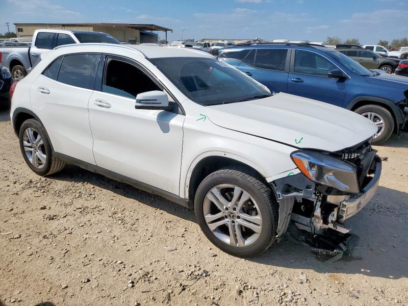 WDCTG4EB9LU025397 - 2020 MERCEDES-BENZ GLA 250 თეთრი ფოტო 4