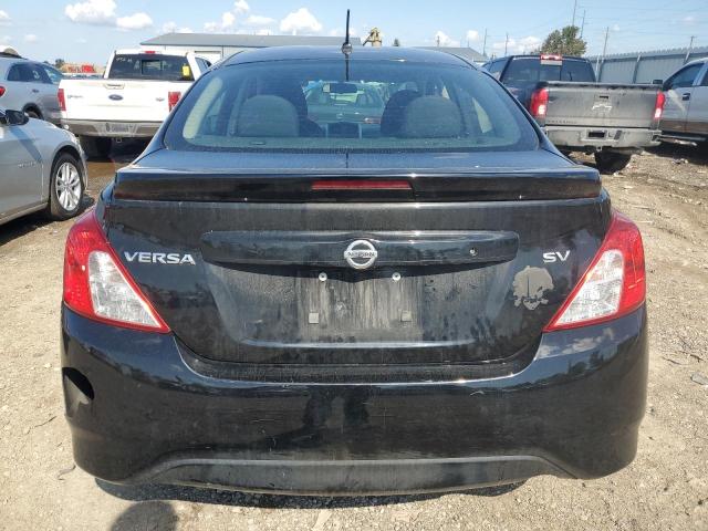 3N1CN7AP0JL826390 - 2018 NISSAN VERSA S Negro foto 6