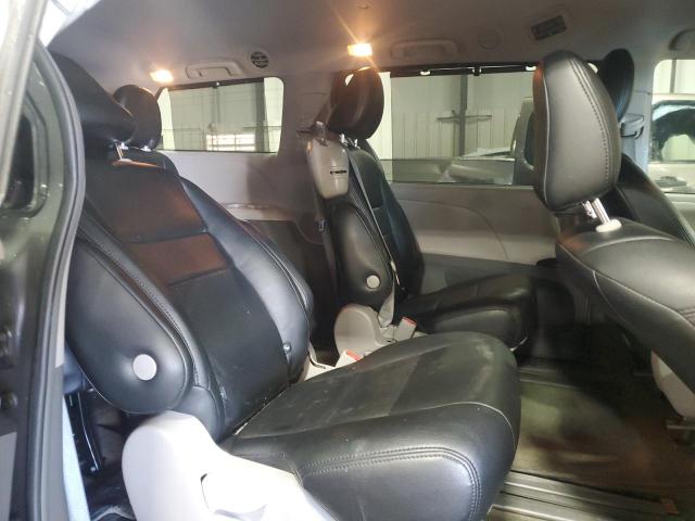 5TDKZ3DCXKS972791 - 2019 TOYOTA SIENNA LE ნაცრისფერი ფოტო 11
