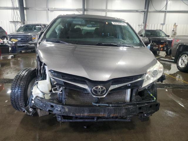 5TDKZ3DCXKS972791 - 2019 TOYOTA SIENNA LE ნაცრისფერი ფოტო 5