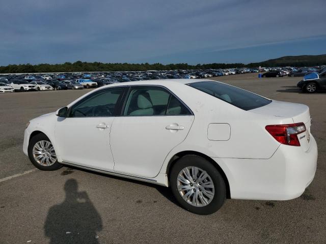 4T4BF1FK4DR285842 - 2013 TOYOTA CAMRY L WHITE photo 2