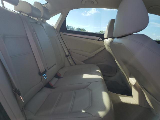 1VWAT7A31FC095668 - 2015 VOLKSWAGEN PASSAT S بيج صورة 10