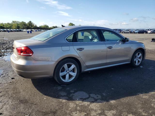 1VWAT7A31FC095668 - 2015 VOLKSWAGEN PASSAT S بيج صورة 3