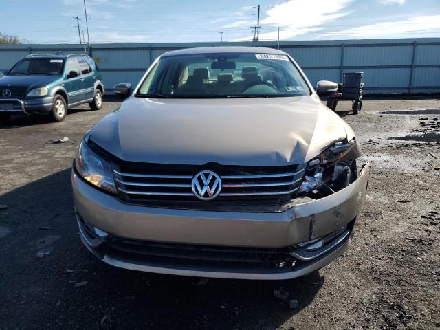 1VWAT7A31FC095668 - 2015 VOLKSWAGEN PASSAT S بيج صورة 5