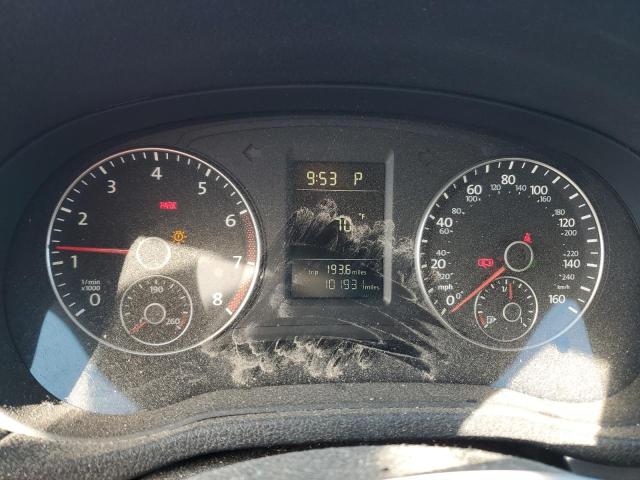 1VWAT7A31FC095668 - 2015 VOLKSWAGEN PASSAT S بيج صورة 9