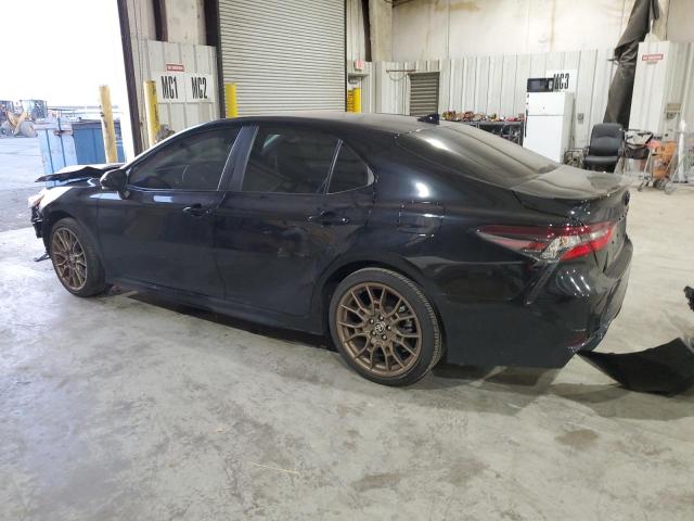 4T1G11AK6PU135614 - 2023 TOYOTA CAMRY SE NIGHT SHADE BLACK photo 2