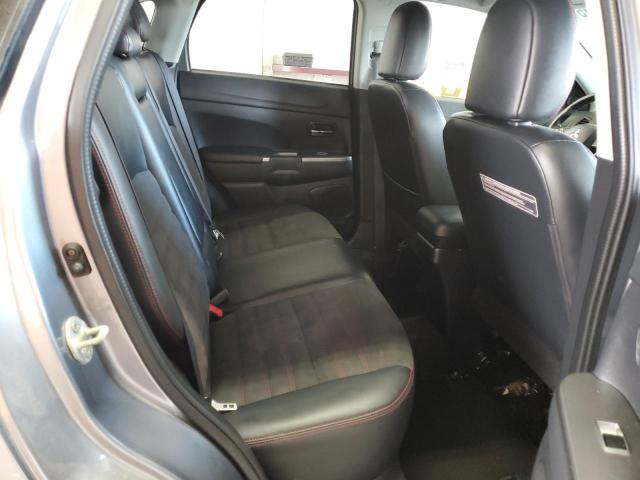 JA4AR3AW9JU002171 - 2018 MITSUBISHI OUTLANDER ES ნაცრისფერი ფოტო 11