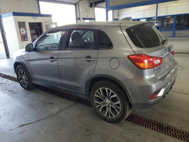 JA4AR3AW9JU002171 - 2018 MITSUBISHI OUTLANDER ES ნაცრისფერი ფოტო 2