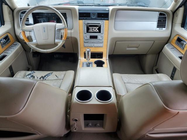5LMFU27517LJ08107 - 2007 LINCOLN NAVIGATOR BLACK photo 8