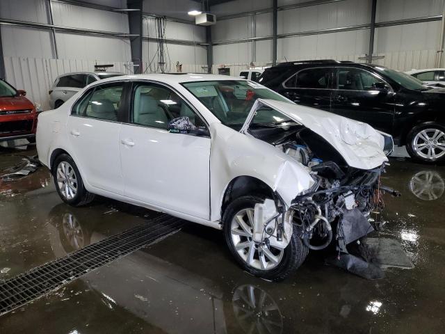 3VWRX7AJ6AM029419 - 2010 VOLKSWAGEN JETTA SE WHITE photo 4