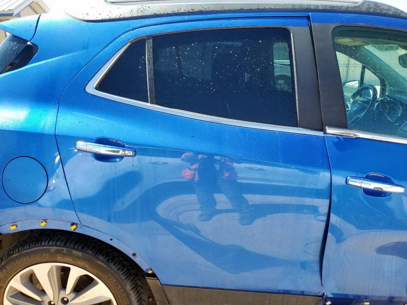 KL4CJASB8JB636812 - 2018 BUICK ENCORE PREFERRED BLUE photo 11