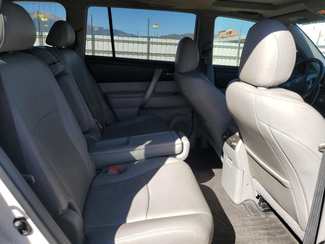 5TDBK3EH1DS188632 - 2013 TOYOTA HIGHLANDER BASE Weiß Foto 11