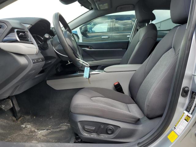 4T1C11AK5PU785436 - 2023 TOYOTA CAMRY LE ვერცხლისფერი ფოტო 7