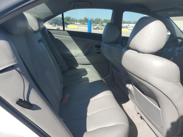4T1BE46K27U631325 - 2007 TOYOTA CAMRY CE WHITE photo 10