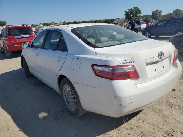4T1BE46K27U631325 - 2007 TOYOTA CAMRY CE WHITE photo 2