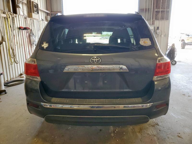 5TDZK3EH2BS035544 - 2011 TOYOTA HIGHLANDER BASE Gris foto 6