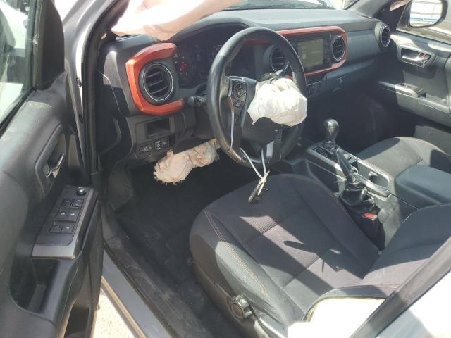 3TMAZ5CN7JM063447 - 2018 TOYOTA TACOMA DOUBLE CAB Boz foto 8