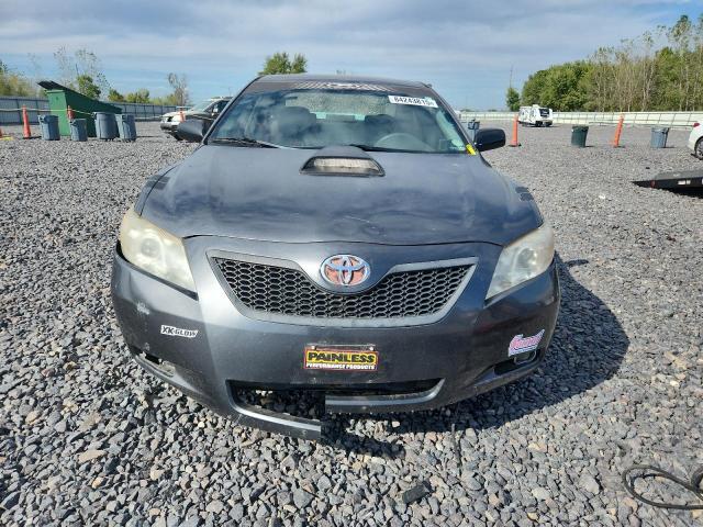 4T4BF3EK3AR071434 - 2010 TOYOTA CAMRY BASE Gris foto 5