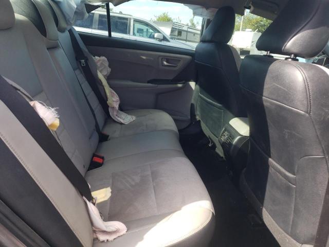 4T1BF1FK3HU633064 - 2017 TOYOTA CAMRY LE GRAY photo 10