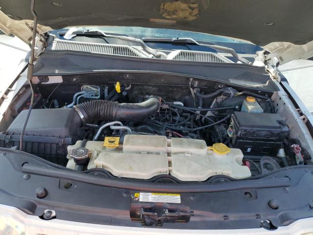 1J8GP28K49W538196 - 2009 JEEP LIBERTY SPORT WHITE photo 12