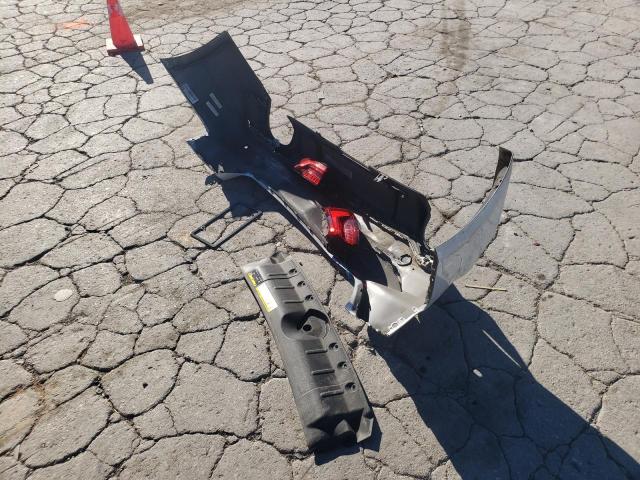 WUAPWAF57JA905243 - 2018 AUDI RS5 WHITE photo 12