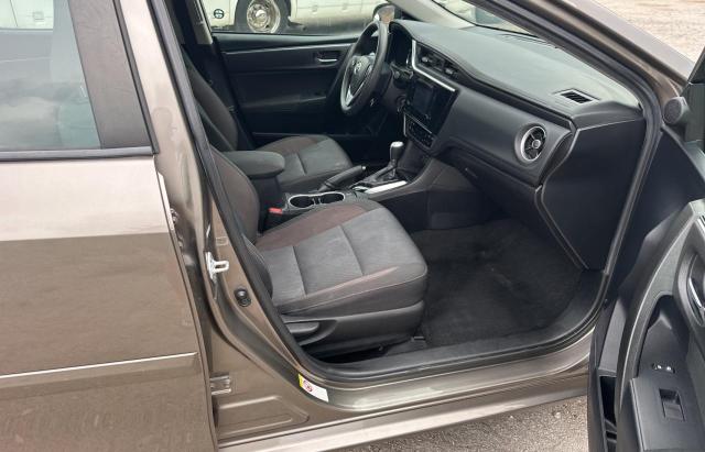 2T1BURHE5KC220051 - 2019 TOYOTA COROLLA L 棕色 照片 5