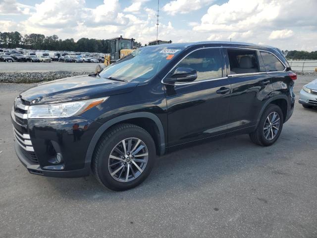 2017 TOYOTA HIGHLANDER SE, 