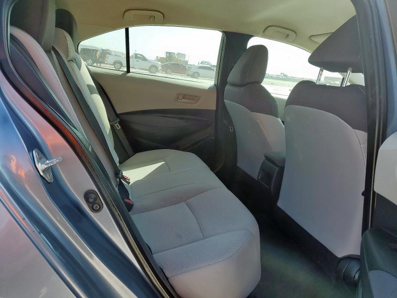 5YFEPMAE5NP369355 - 2022 TOYOTA COROLLA LE 蓝色 照片 10