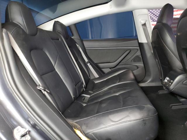 5YJ3E1EB0JF114131 - 2018 TESLA MODEL 3 GRAY photo 10