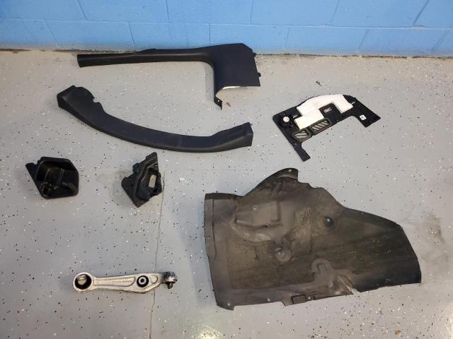 5YJ3E1EB0JF114131 - 2018 TESLA MODEL 3 GRAY photo 12