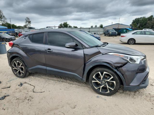 JTNKHMBX2K1058588 - 2019 TOYOTA C-HR XLE Gris foto 4