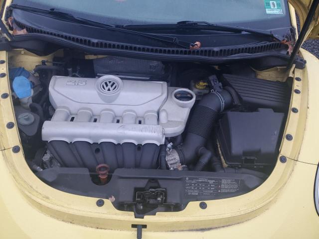 3VWPG3AG9AM010836 - 2010 VOLKSWAGEN NEW BEETLE Gelb Foto 11