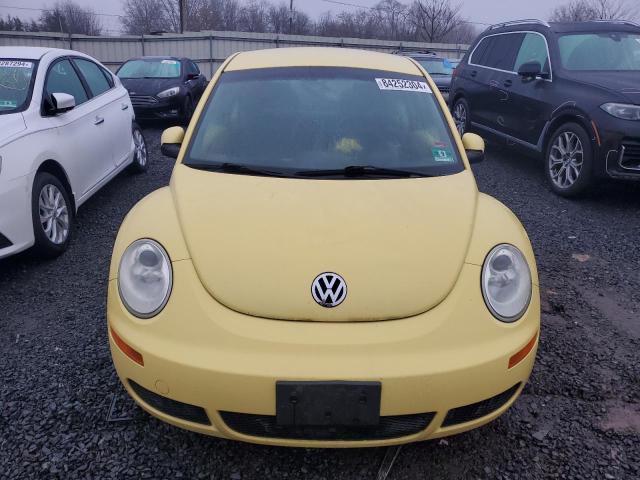 3VWPG3AG9AM010836 - 2010 VOLKSWAGEN NEW BEETLE Gelb Foto 5