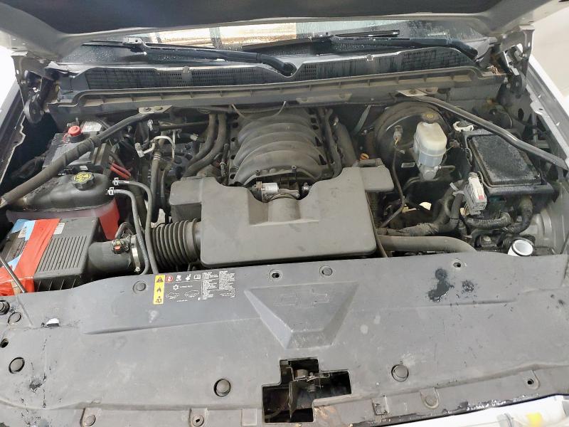 3GCPCRECXJG613012 - 2018 CHEVROLET SILVERADO C1500 LT 银色 照片 11