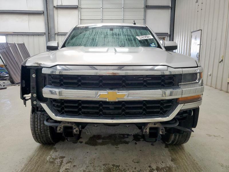 3GCPCRECXJG613012 - 2018 CHEVROLET SILVERADO C1500 LT 银色 照片 5
