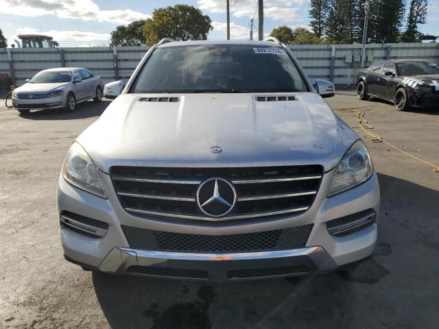 4JGDA5HB4CA025611 - 2012 MERCEDES-BENZ ML 350 4MATIC SILVER photo 5