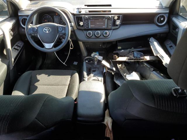 2T3BFREV8JW723043 - 2018 TOYOTA RAV4 LE SILVER photo 8