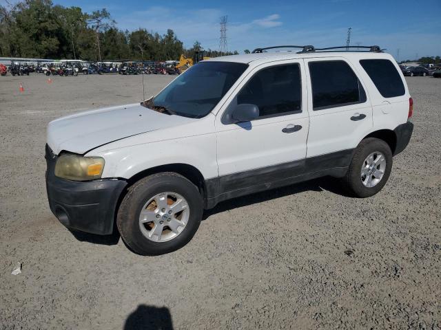 2005 FORD ESCAPE XLT, 