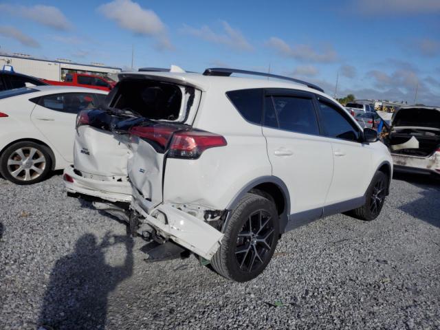 2T3NFREV8JW451560 - 2018 TOYOTA RAV4 SE 白色 照片 3