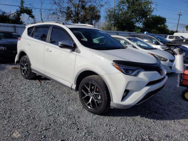 2T3NFREV8JW451560 - 2018 TOYOTA RAV4 SE 白色 照片 4