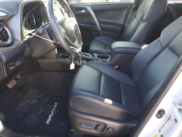 2T3NFREV8JW451560 - 2018 TOYOTA RAV4 SE 白色 照片 7