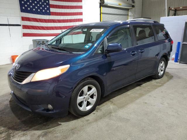 2011 TOYOTA SIENNA LE, 