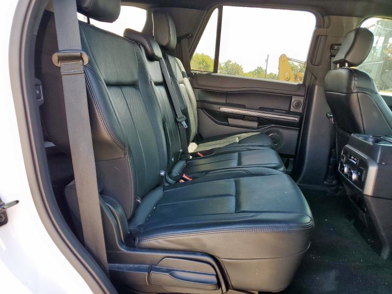 1FMJU1HT9JEA66737 - 2018 FORD EXPEDITION XLT WHITE photo 11