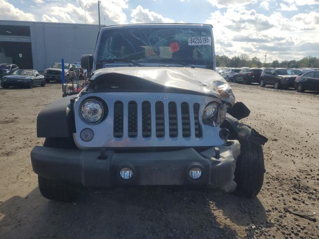 1C4BJWDG0JL862103 - 2018 JEEP WRANGLER U SPORT SILVER photo 5