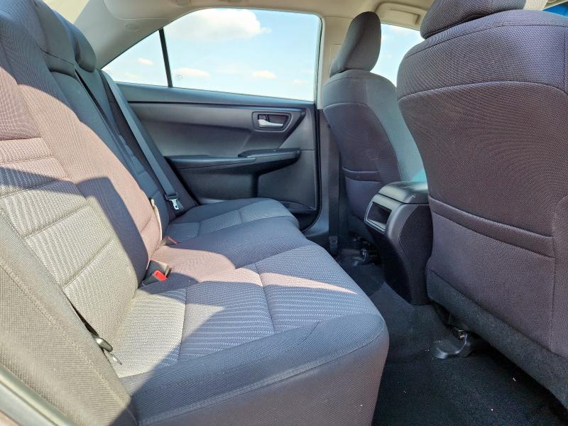 4T4BF1FKXGR533547 - 2016 TOYOTA CAMRY LE GRAY photo 10