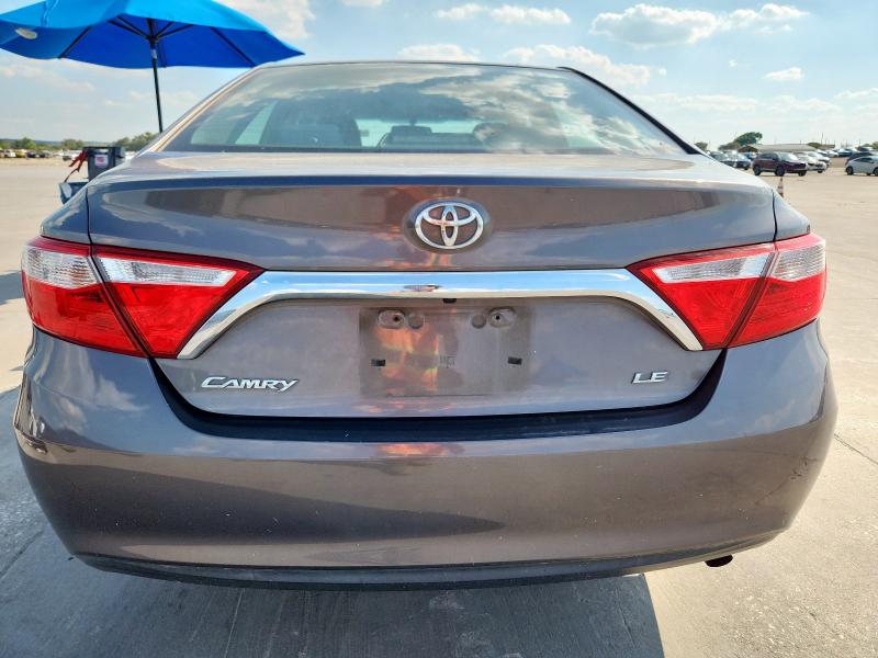 4T4BF1FKXGR533547 - 2016 TOYOTA CAMRY LE GRAY photo 6
