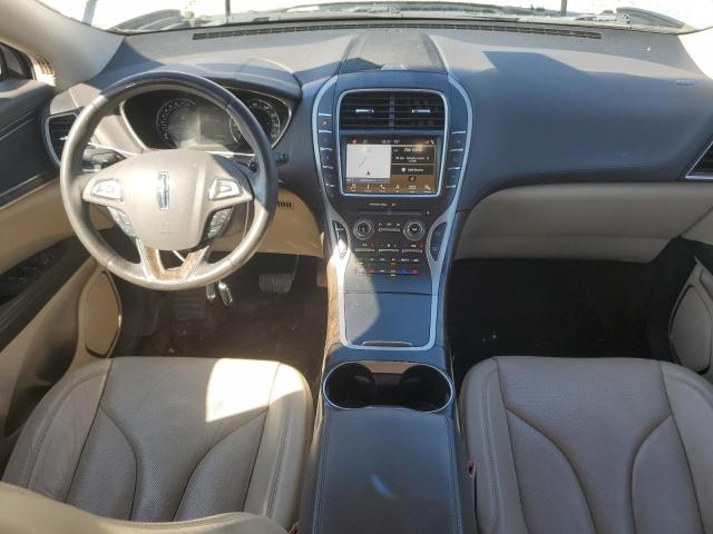 2LMTJ8LR8GBL70026 - 2016 LINCOLN MKX RESERVE WHITE photo 8