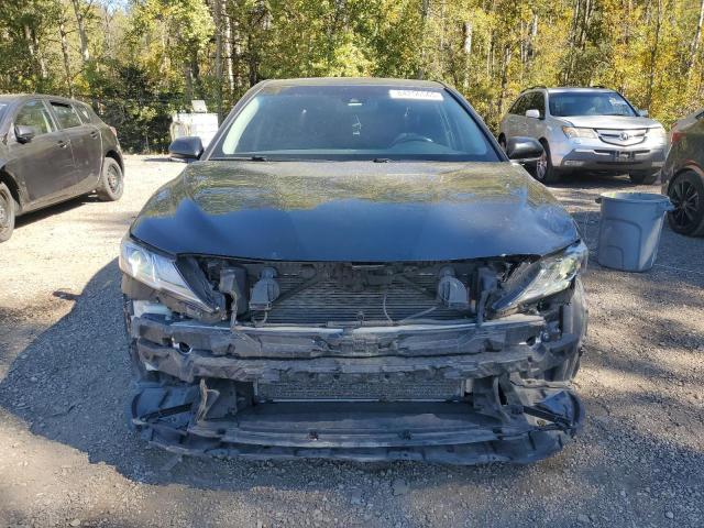 4T1B11HK0JU033233 - 2018 TOYOTA CAMRY L BLACK photo 5