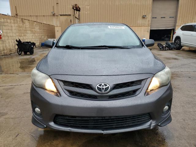 5YFBU4EE6DP142132 - 2013 TOYOTA COROLLA BASE Szary zdjęcie 5