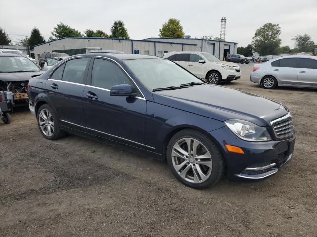 WDDGF8AB7DR251777 - 2013 MERCEDES-BENZ C 300 4MATIC BLUE photo 4